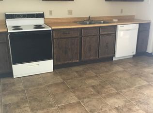 3622 25th St APT 3, Moline, IL 61265