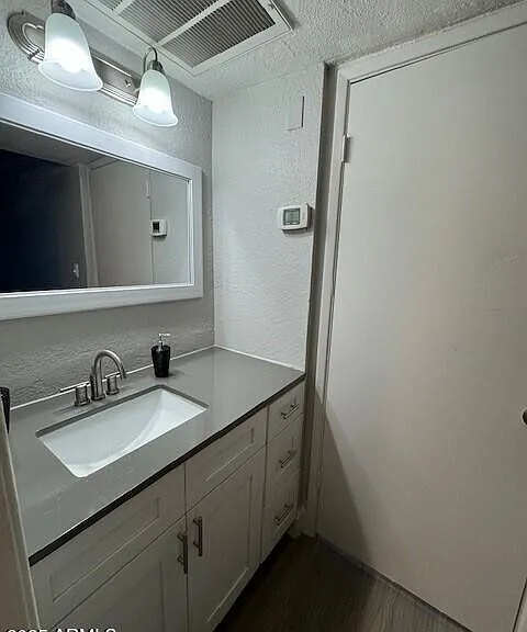 2250 W Glendale Ave #1 — Photo 7