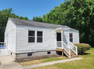 2232 Munden St, Chesapeake, VA 23324