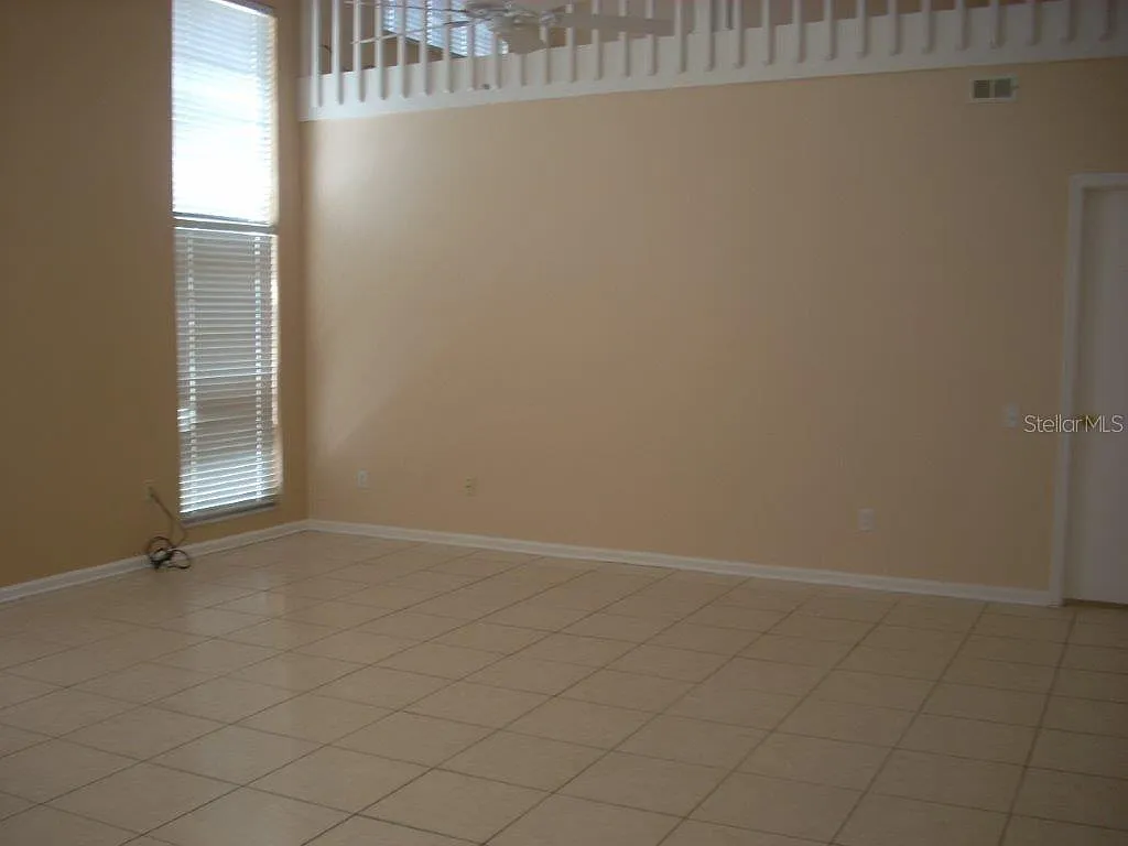3 bed, 2.5 bath, 1841 sqft, $2,825 — Photo 4