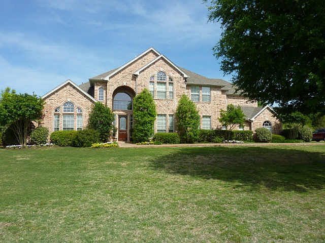 1st image of 75 Trailridge Dr