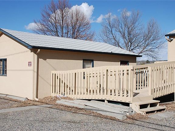 5th image of 2040 Broadwater Ave