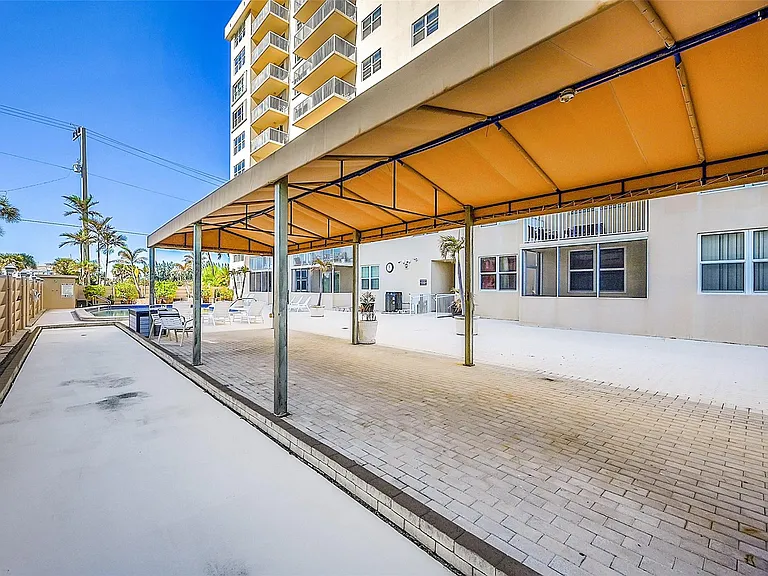 1401 S Ocean Dr #304 — Photo 42