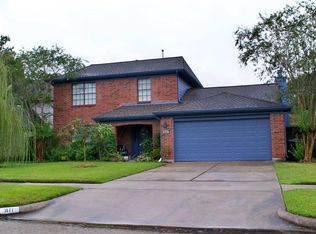811 Lochnell Dr, Houston, TX 77062
