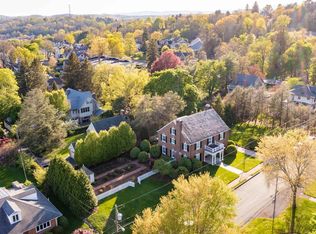 25 Ridgeview Rd, Staunton, VA 24401