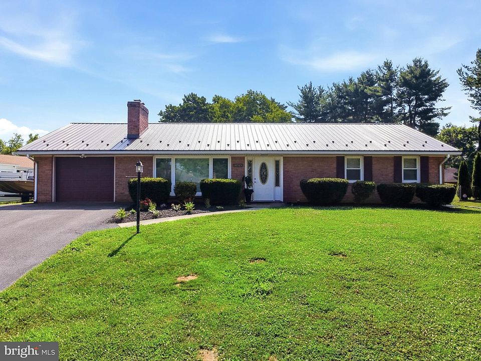 1st image of 10535 Peachtree Ln