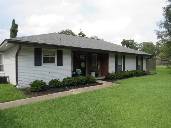 25921 Shadow Brook Ave, Denham Springs, LA 70726