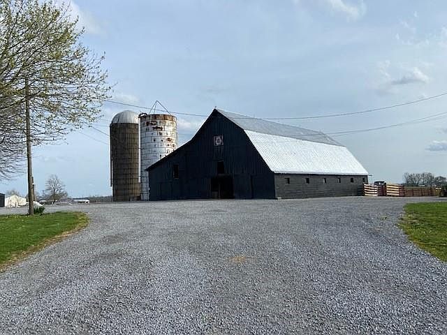 1st image of 4114 Ky Highway 10