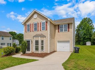 2215 Bradford Glen Cir, Winston Salem, NC 27107