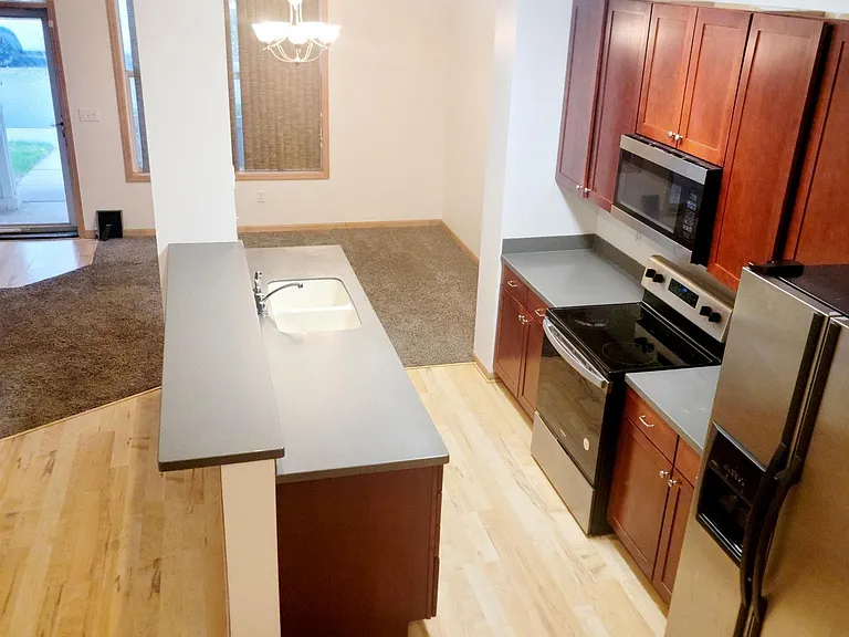 3049 Chamberlain St N #4 — Photo 17