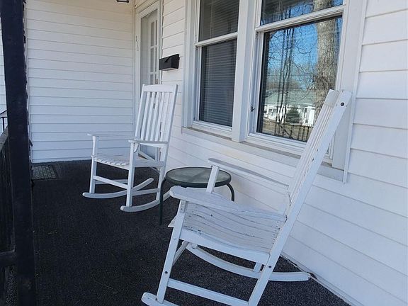 3rd image of 311 Laurens St