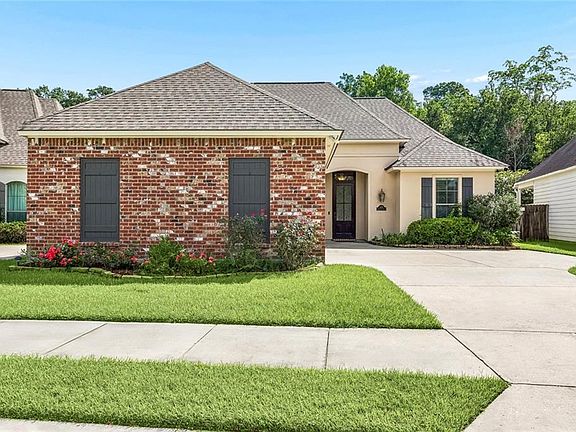 3rd image of 8271 Valencia Ct