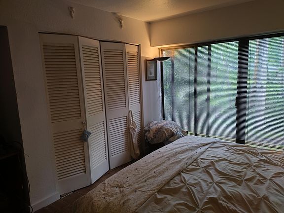 5th image of 234 Holly Hill Cir Ste 105-B