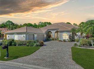 10824 Pond Ridge Dr, Fort Myers, FL 33913