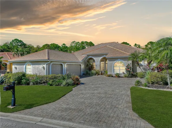 10824 Pond Ridge Dr, Fort Myers, FL 33913