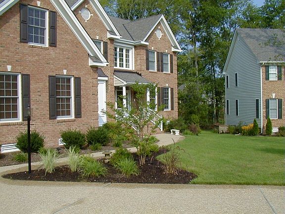 Let's get a better look at this place-shall we?