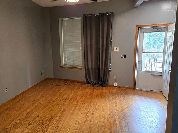 5th image of 565 State St #5