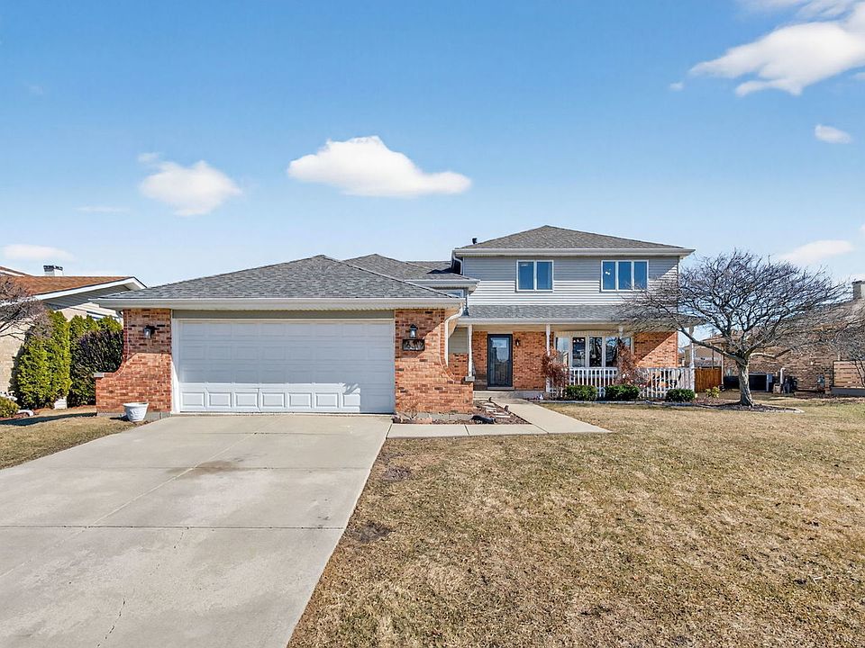 1st image of 16319 Evergreen Dr