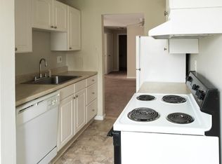 115 Meyers Dr, Rocky Hill, CT 06067