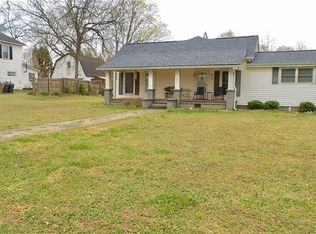 186 Railroad Ave, Lula, GA 30554