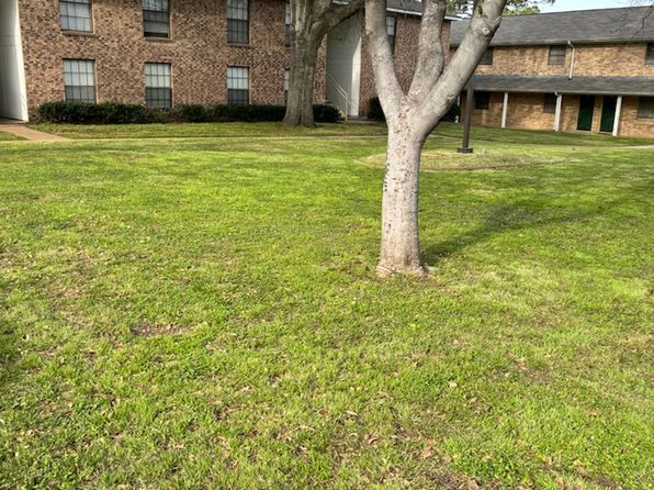 705 S Jackson St, Brenham, TX