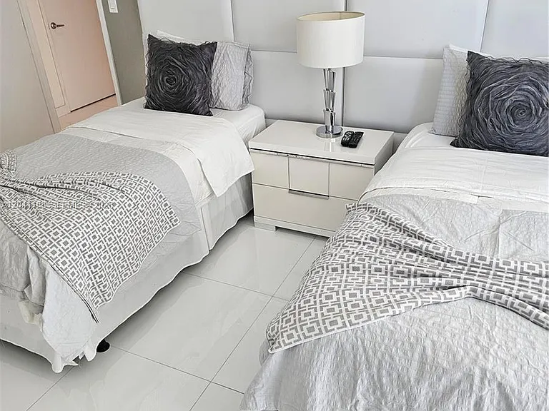 150 Sunny Isles Blvd #1-1001 — Photo 30