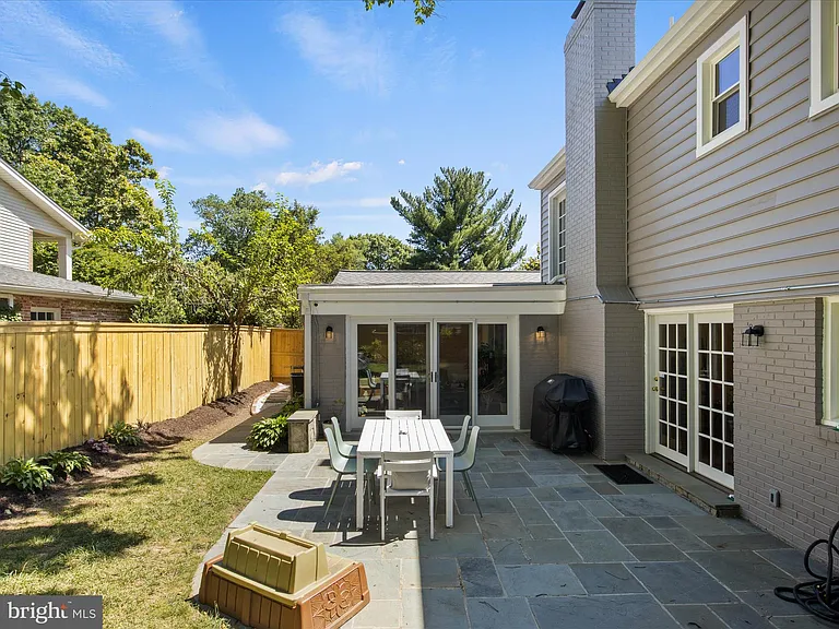 2606 N Quincy St — Photo 49