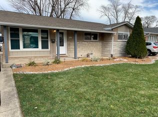 6704 165th Pl, Tinley Park, IL 60477