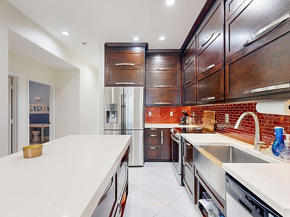 5th image of 4619 Poinciana St APT 1