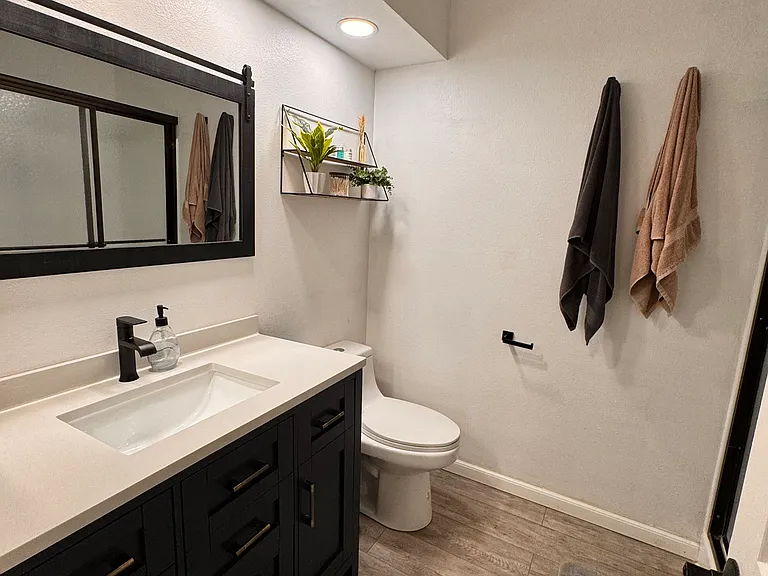4752 Hawley Blvd #3 — Photo 18