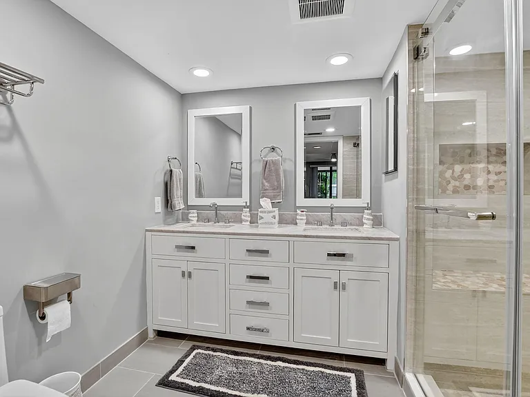 7773 La Mirada Dr — Photo 22