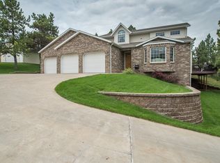 4763 Vista Hills Dr, Rapid City, SD 57702