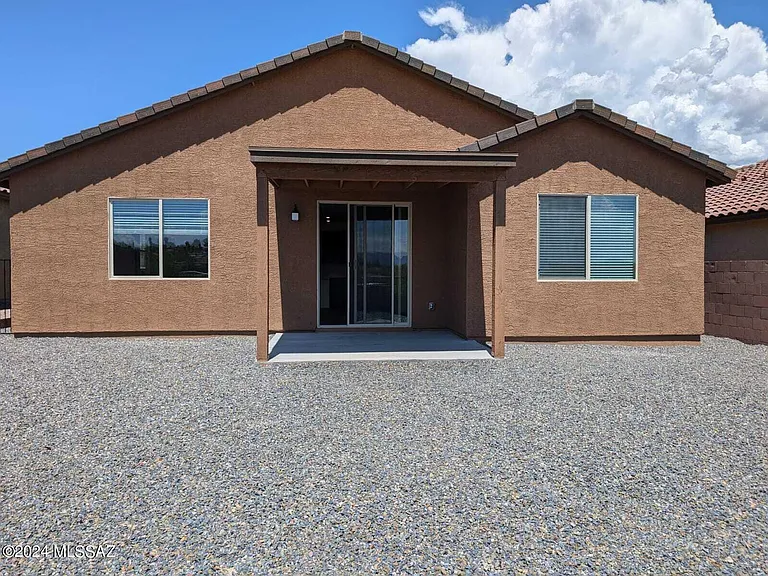 2195 W Desert Topaz Way — Photo 23