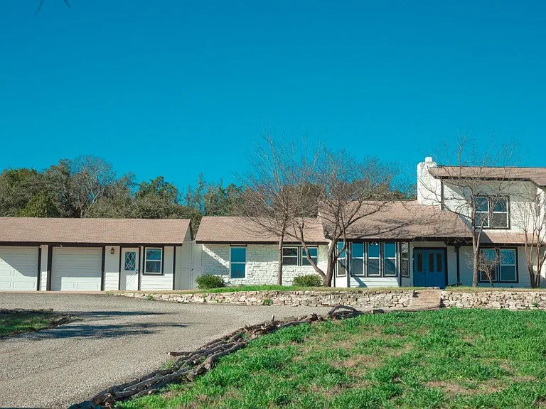 22715 State Highway 71 W — Photo 41