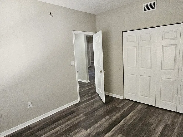 5614 Pinnacle Heights Cir #201 — Photo 17