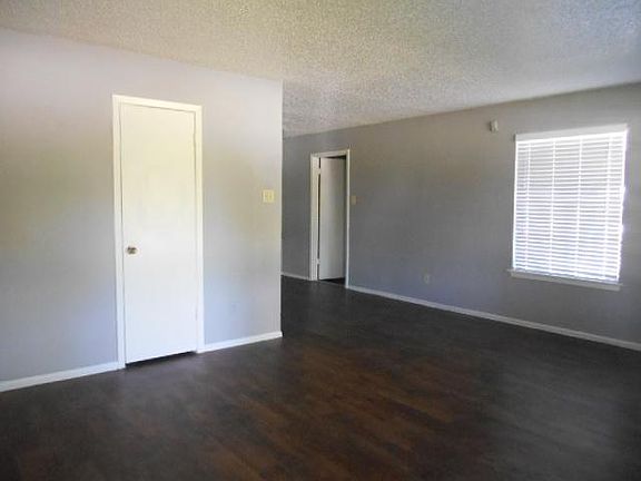 2nd image of 2735 Wheatfield Dr