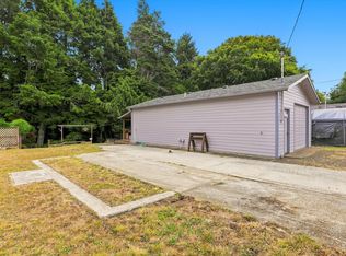 550 SE Reef Ave, Lincoln City, OR 97367