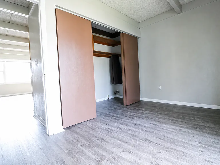 1309 E Logan St #1 — Photo 5