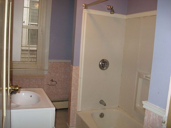 Bathroom on 2nd floor