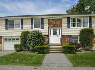 8 Quail Rd, Peabody, MA 01960