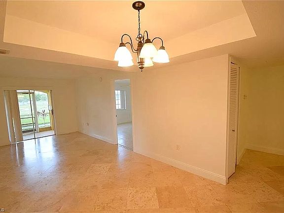 5th image of 3419 Winkler Ave APT 521