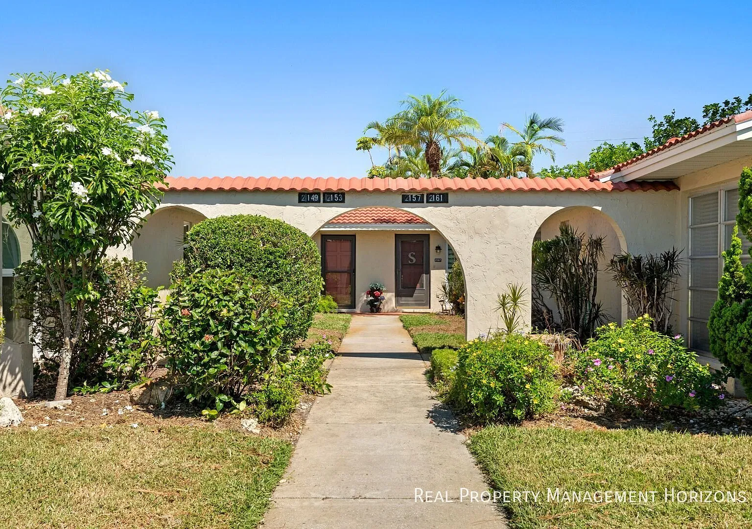 Charming furnished 2-Bed, 2-Bath Condo in 55+ Community near Siesta Key — Photo 2