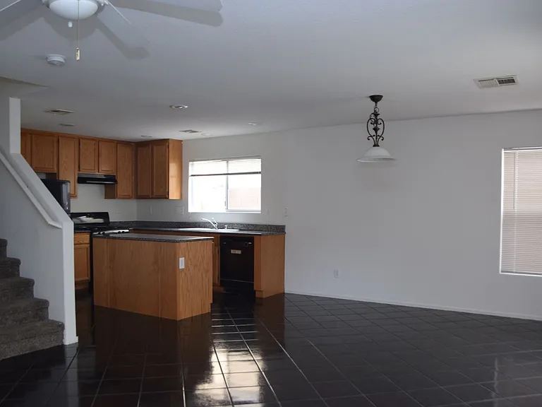 531 Cabis Bay St — Photo 9