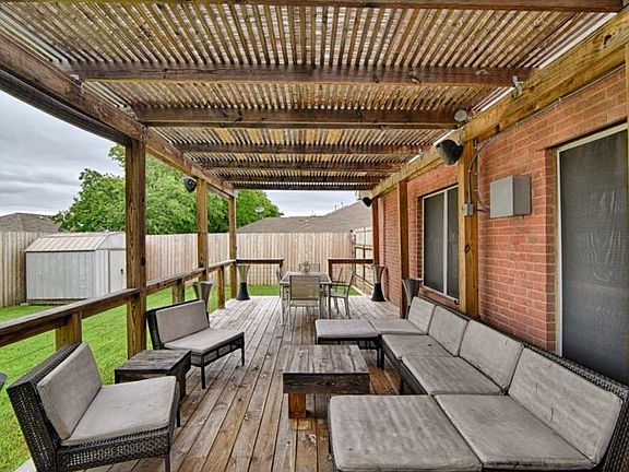 4th image of 1209 Urban Dr
