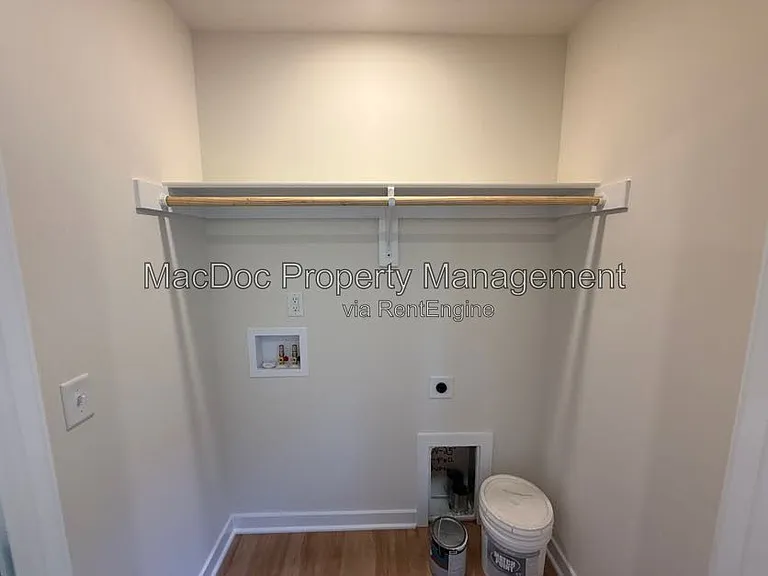 387 Forest Grove Rd — Photo 15