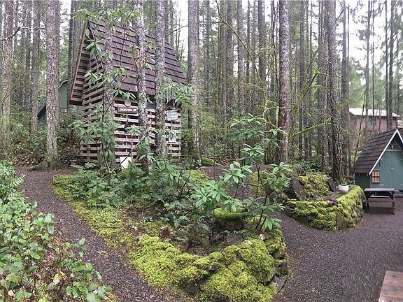 3rd image of 92 N Skokomish Dr