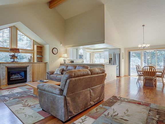 2nd image of 13 Ollalie Ln #Id1247467p