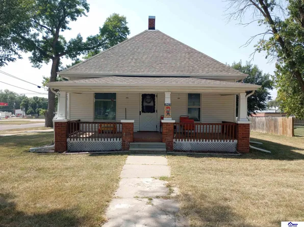 1903 N Grant Ave, York, NE 68467