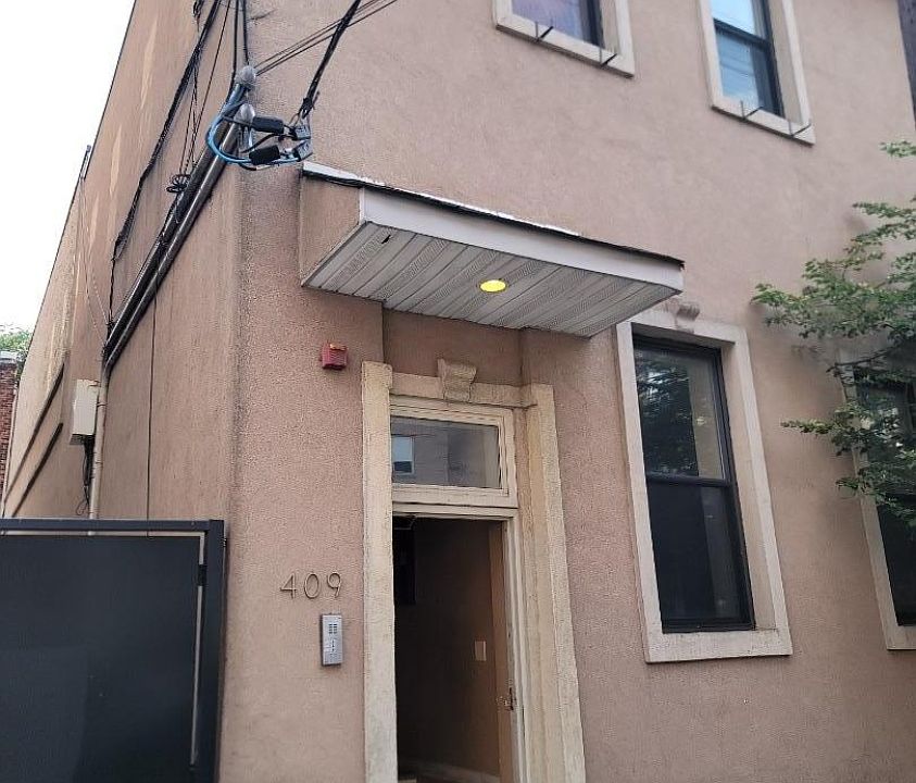 1st image of 409 53rd St