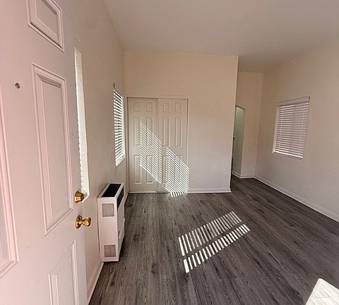 3rd image of 1322 N E St #8